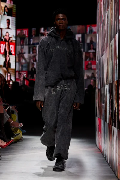 Look 44